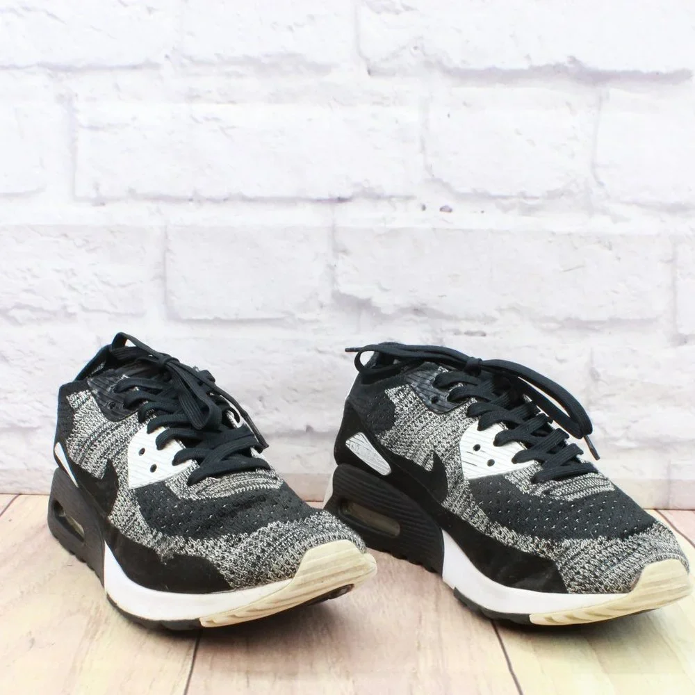 *Nike Air Max Black Flyknit Lace-up Low Top Athletic Sneakers Shoes Size - Picture 3 of 9